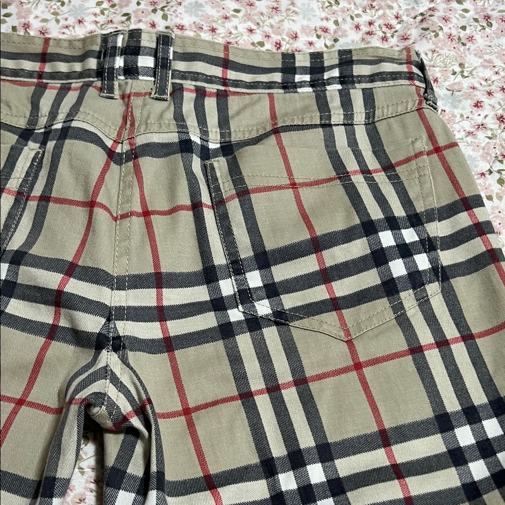 Burberry Beige Plaid Women's Chinos with Black & Red Checks - Picture 6 of 8